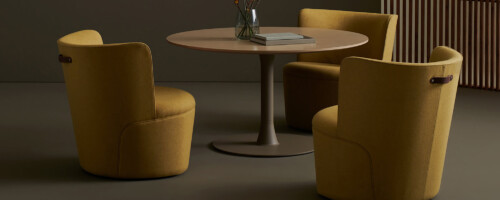 Davis Tote Chairs and Q6 Table